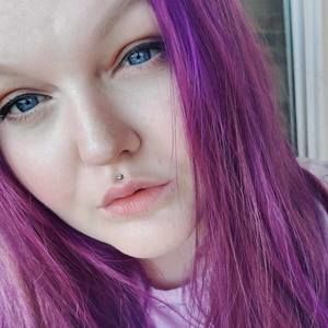 Meet your Posher, Karlie